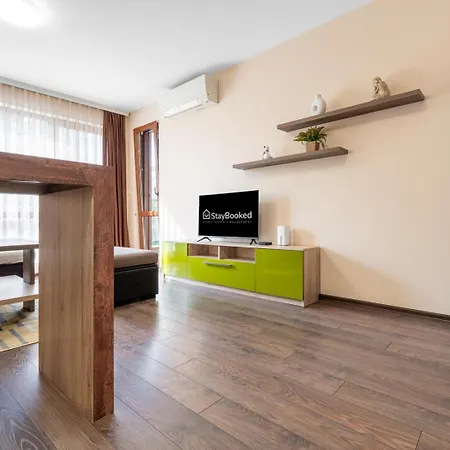 Comfortable 1br W/ Balcony & Free Parking * Пловдив